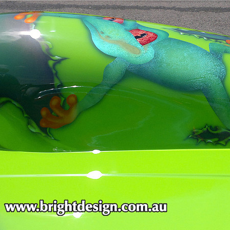 LA200 PROPIPES Frog Stomp Green HR Panel van Custom Airbrushing by Bright Design (2) www