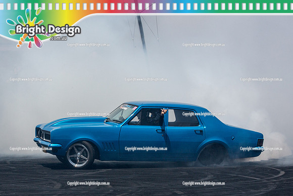 Summernats 28 Saturday 3 Jan 2015  BD  (5018)   PROHG BURNOUT