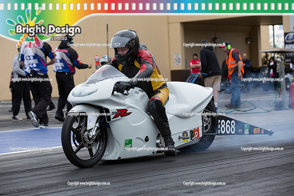 X-Champs @ Sydney Dragway SAT 3 May 2014  (4621)  SCOTT WHITE  PRO BIKE 868