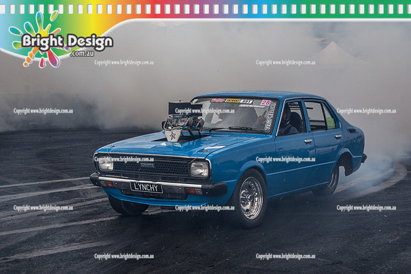 Summernats 28 Sunday 4 Jan 2015  BD  (8179)  LYNCHY BURNOUT