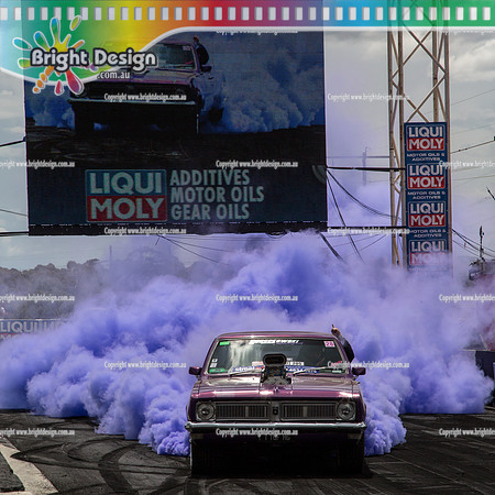 Summernats 28 Sunday 4 Jan 2015  BD  (8093)  1TUFHG BURNOUT