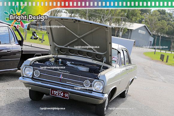 All Holden Day @  Dandeonong 7 April 2013  Bright Design (1033)  15574H