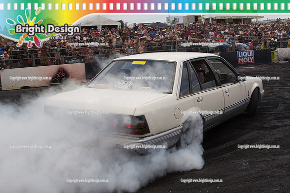 Summernats 28 Sunday 4 Jan 2015  BD  (7738)  3FIVE5 BURNOUT