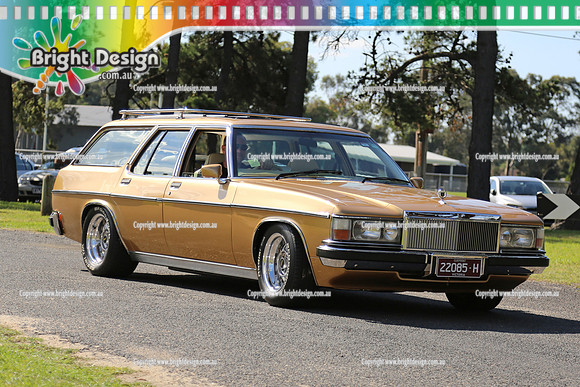 All Holden Day @  Dandeonong 7 April 2013  Bright Design (1324)  22085H