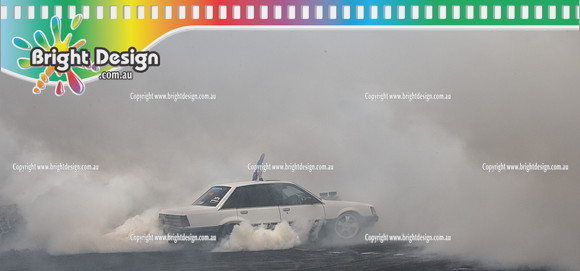 Summernats 28 Sunday 4 Jan 2015  BD  (7858)  CEMBLO BURNOUT