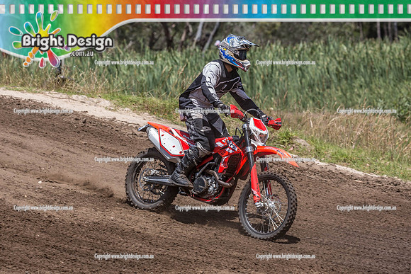 Dirt Bikes @ Frankston City Motorcycle Track SUN 11 December 2016 (1396)