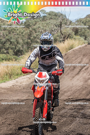 Dirt Bikes @ Frankston City Motorcycle Track SUN 11 December 2016 (1330)