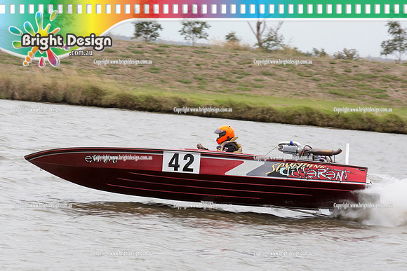 Victorian Drag Boat Club VDBC Club Day at NWSC  18 Jan 2015  (5297)  SOMETHING DIFFERENT