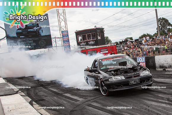 Summernats 28 Sunday 4 Jan 2015  BD  (7758)  GHETTO BURNOUT