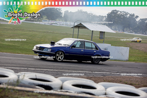 ECM - Easter Car Mania #1 Winton Raceway  MON 21 April 2014   (10079)  BLUE VB