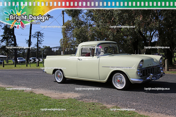 All Holden Day @  Dandeonong 7 April 2013  Bright Design (1442)  HND137