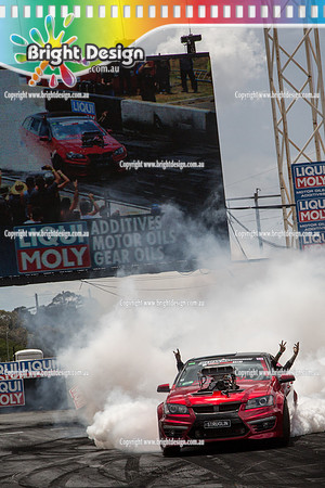 Summernats 28 Sunday 4 Jan 2015  BD  (8034)  STRUGLIN BURNOUT