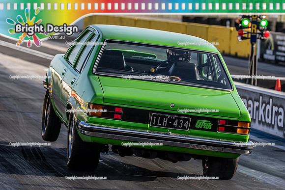 AA Fast Friday @ Calder Park Drag Racing Friday 2 December 2022  (138664)  ILH434 WAYNNO