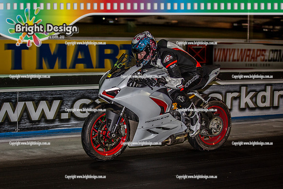 Fast Friday @ Calder Park Drag Racing Friday 18 November 2022  (137945)  BIKE 2N3FL