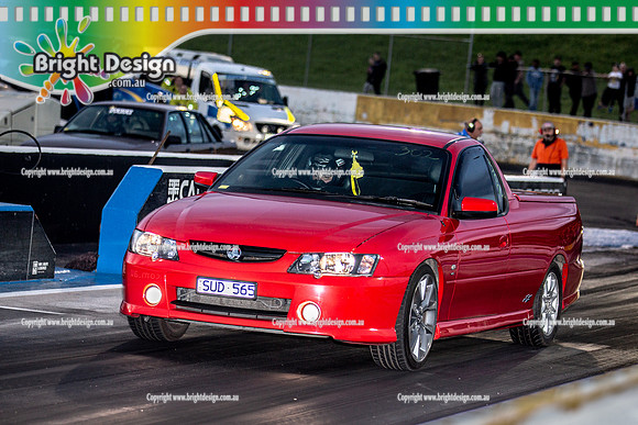 Fast Friday @ Calder Park Drag Racing Friday 18 November 2022  (137807)  SUD565