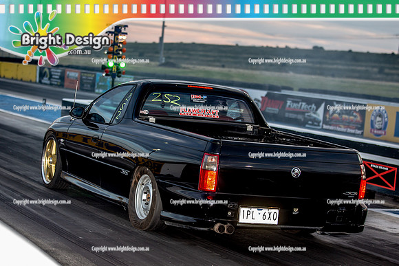 Fast Friday @ Calder Park Drag Racing Friday 18 November 2022  (137766)  1PL6XO