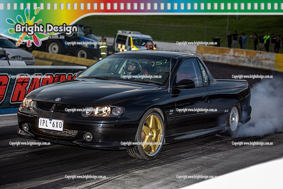 Fast Friday @ Calder Park Drag Racing Friday 18 November 2022  (137764)  1PL6XO
