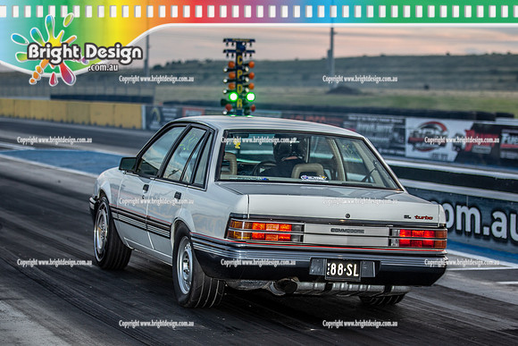 Fast Friday @ Calder Park Drag Racing Friday 18 November 2022  (137750)  88SL