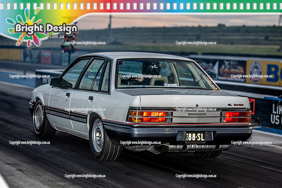 Fast Friday @ Calder Park Drag Racing Friday 18 November 2022  (137749)  88SL