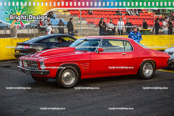 Fast Friday @ Calder Park Drag Racing Friday 18 November 2022  (137748)  1983H3 RED HQ