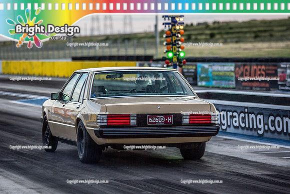 Fast Friday @ Calder Park Drag Racing Friday 18 November 2022  (137688)  62609H