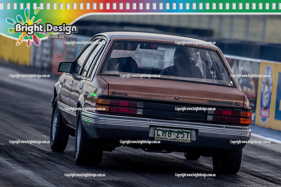 Fast Friday @ Calder Park Drag Racing Friday 18 November 2022  (137596)  CMB251