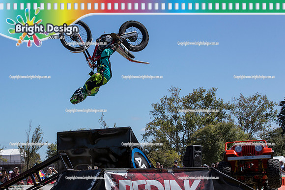 Melbourne Grand Prix #GPAUS 2015  (1354)  WARR