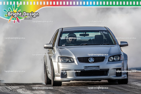 Fast Friday @ Calder Park Drag Racing Friday 13 January 2023  (141533)  SILVER COMMODORE TBC