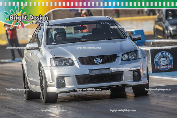 Fast Friday @ Calder Park Drag Racing Friday 13 January 2023  (141547)  SILVER COMMODORE TBC