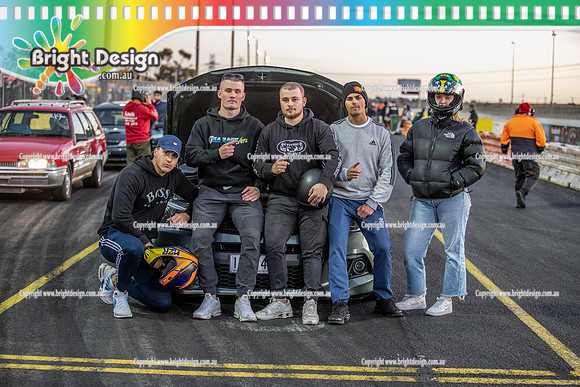 Roll Racing @ Calder Park Drag Racing Friday 16 December 2022  (140883)  1VX4oB crew