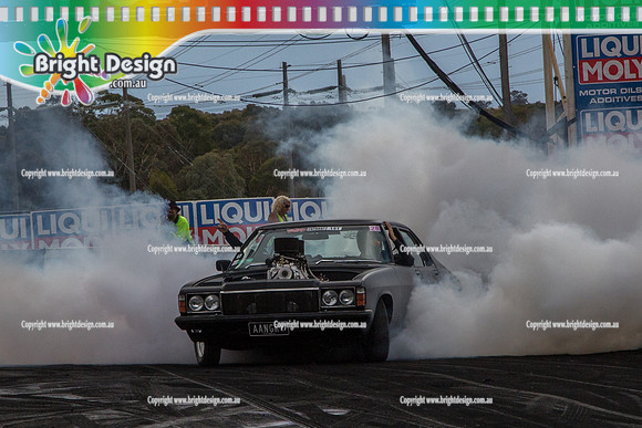 Summernats 28 Sunday 4 Jan 2015  BD  (8364)  AANGRY BURNOUT