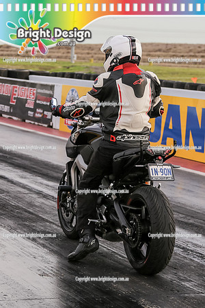 Fast Friday @ Calder Park Drag Racing  FRIDAY 24 March 2017  (81619)  1N90N BIKE