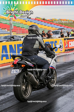 Fast Friday @ Calder Park Drag Racing  FRIDAY 24 March 2017  (81614)  1Q7VL bmw BIKE