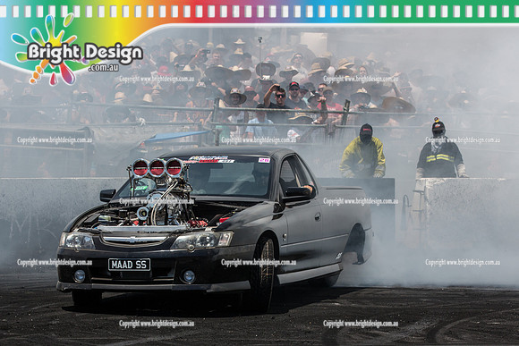 Summernats 28 Saturday 3 Jan 2015  BD (4686)  MAADSS BURNOUT