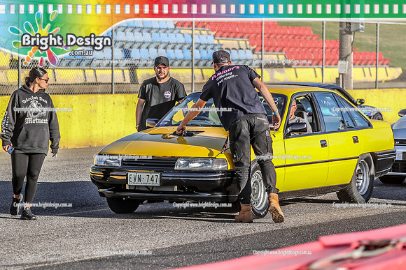 Fast Friday @ Calder Park Drag Racing Friday 20 January 2023  (142861)  EVN747 CREW