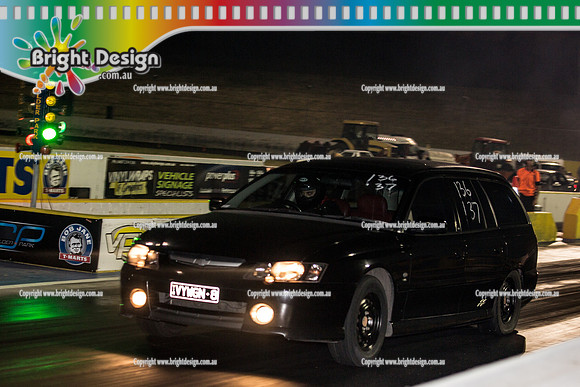 Fast Friday Street Meet Drag Racing @ Calder Park Raceway FRI 9 Oct 2015  (31174)  VYWGN8