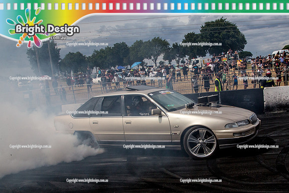 Summernats 28 Sunday 4 Jan 2015  BD  (8300)   GLDCLS BURNOUT