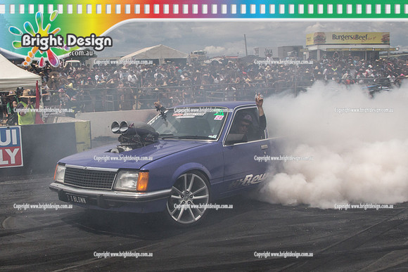 Summernats 28 Sunday 4 Jan 2015  BD  (7942)  IBLOWN BURNOUT