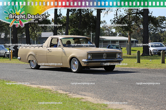 All Holden Day @  Dandeonong 7 April 2013  Bright Design (1333)  HGC350