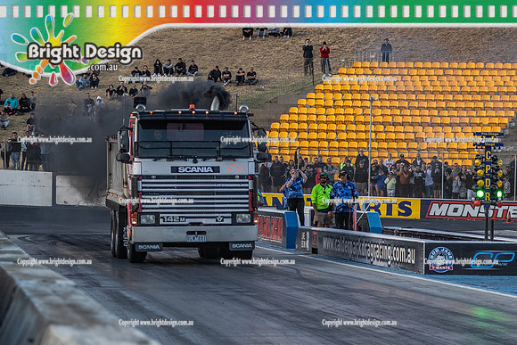 Fast Friday @ Calder Park Drag Racing 16 January 2026 (186332) ULM881 TRUCK