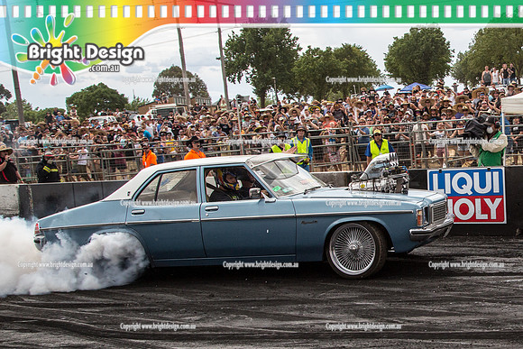 Summernats 28 Sunday 4 Jan 2015  BD  (8139)  GMHAZD BURNOUT