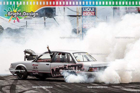 Summernats 28 Sunday 4 Jan 2015  BD  (7951)  CUTSIK BURNOUT