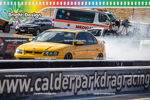 Fast Friday @ Calder Park Drag Racing 16 January 2026 (185052) YELLOW VE CLUBSPORT TBC