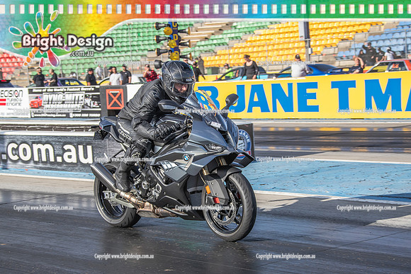 Fast Friday @ Calder Park Drag Racing 16 January 2026 (185402) BIKE GREY BMW TBC