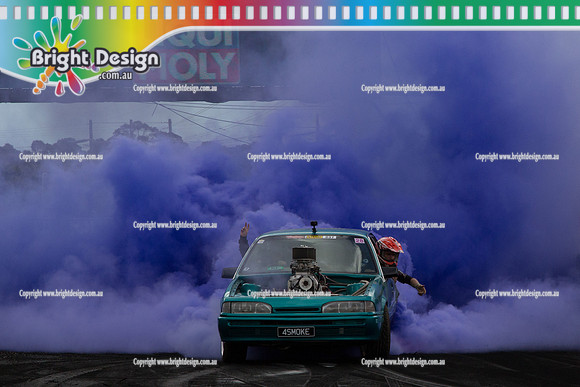 Summernats 28 Sunday 4 Jan 2015  BD  (8350)  4SMOKE BURNOUT