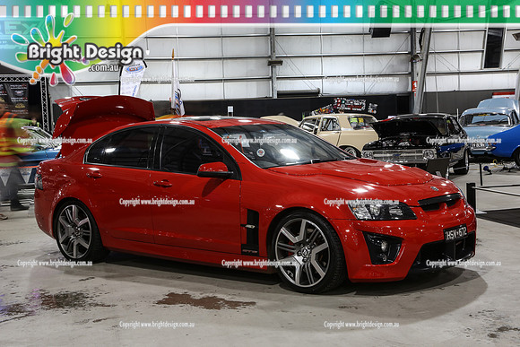 Melbourne MotorEX  July 2014  Bright Design  (127)  HSV672
