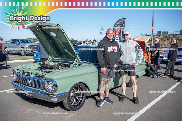 SMDC 10 2025 Street Machine Drag Challenge Oct Nov 25 BDMP0214 crew 04965M JOEL BEATSON