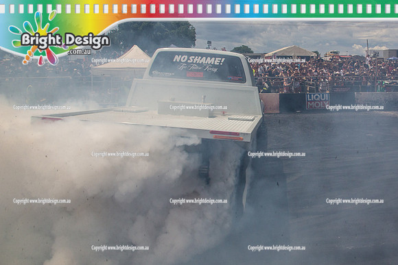 Summernats 28 Sunday 4 Jan 2015  BD  (7990)  BLWNLUX BURNOUT