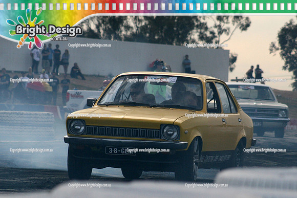 PMC 6 @ Winton Sept 2011 Bright Design (1073)