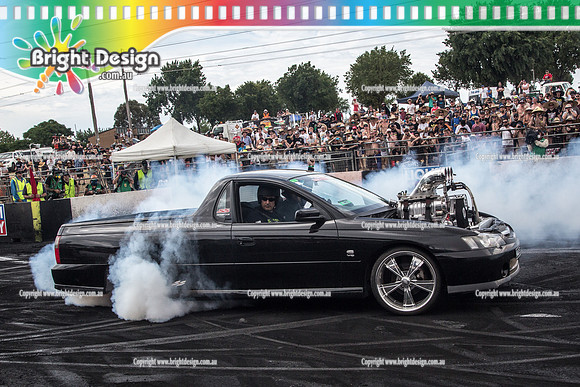 Summernats 28 Sunday 4 Jan 2015  BD  (8199)  MAADSS BURNOUT